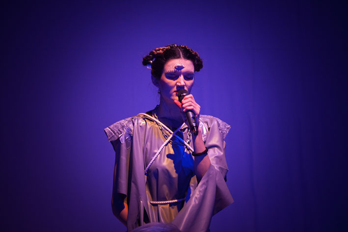 Ernestyna Orlowska, FRUITS